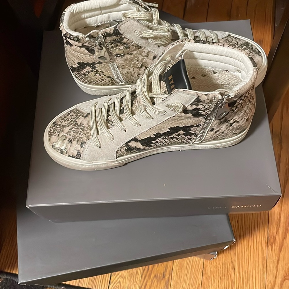Mid Top Sneakers